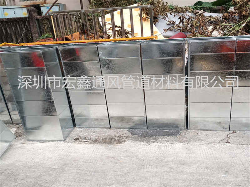 寶（bǎo）安區新安街道消（xiāo）防隊廚房排油煙（yān）管道安裝工程案例