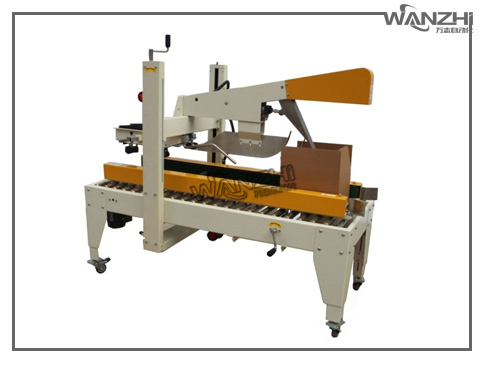 封箱機（jī）,邊封機,貼標機,自動貼標機,貼（tiē）標機廠家,東莞貼標機,東莞貼標機廠家,貼標簽機,貼標設備