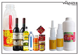 全（quán）自（zì）動定位式圓瓶貼標機_ 雞（jī）尾酒瓶貼標機_東莞市草莓视频在线观看18自動化科技（jì）有限公司