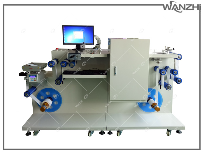 卷膜貼標機,貼標機,自動貼標機,貼標機（jī）廠家,東莞貼標（biāo）機,東莞貼標機廠家,貼標簽機,貼標設備