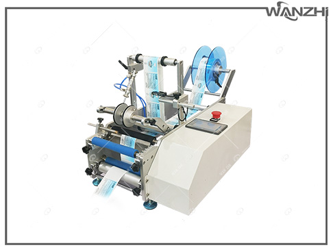 半自動圓瓶玻（bō）璃瓶（píng）酒瓶貼標機,圓瓶半自動不幹膠貼標（biāo）機,半（bàn）自動圓瓶（píng）貼標機廠家